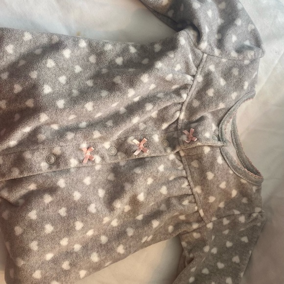 Carter’s Infant Girl Gray and White Pink Trim Footed Pajamas - Picture 3 of 5